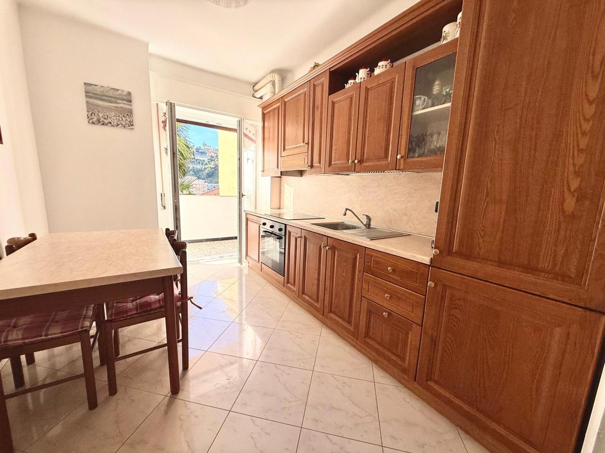 Il Giardino Del Comandante - Trilocale Con Garage Apartment ซานเรโม ภายนอก รูปภาพ